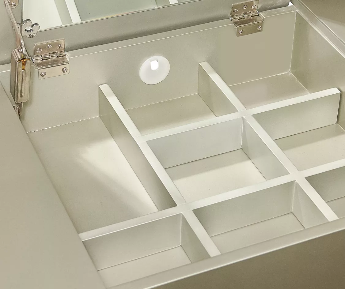 Kelly Silver Rounded Mirror Vanity Set With Stool 5 Kelly Silver Rounded Mirror Vanity Set With Stool - Image 3