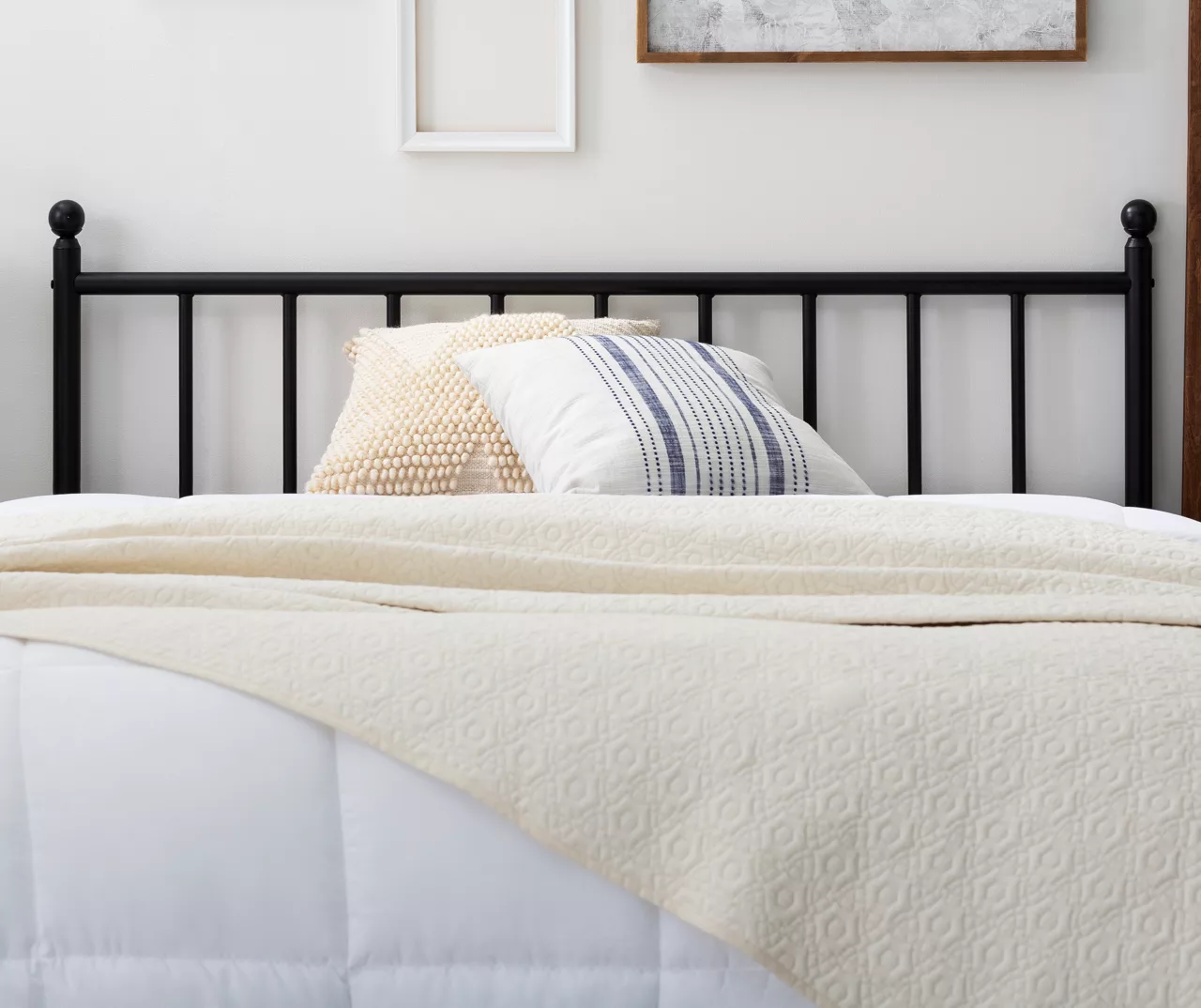 Brookside Vertical Bar Metal Headboard 5 Brookside Vertical Bar Metal Headboard - Image 3