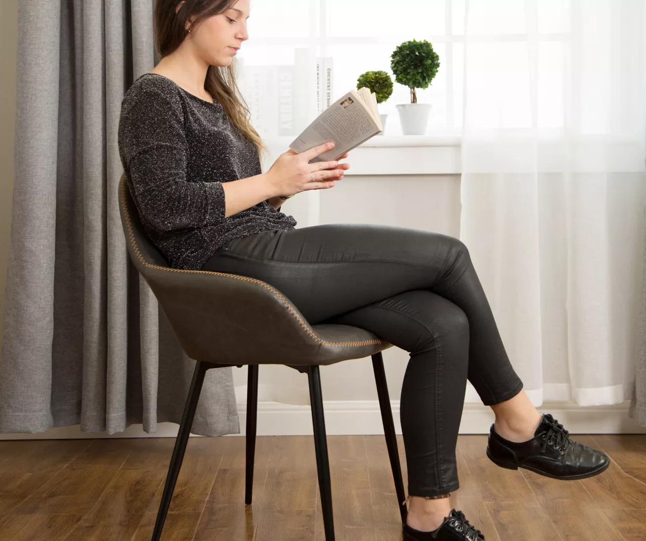 Glitzhome Mid-Century Modern Faux Leather Dining Chairs, 2-Pack 6 Glitzhome Mid-Century Modern Faux Leather Dining Chairs, 2-Pack - Image 4