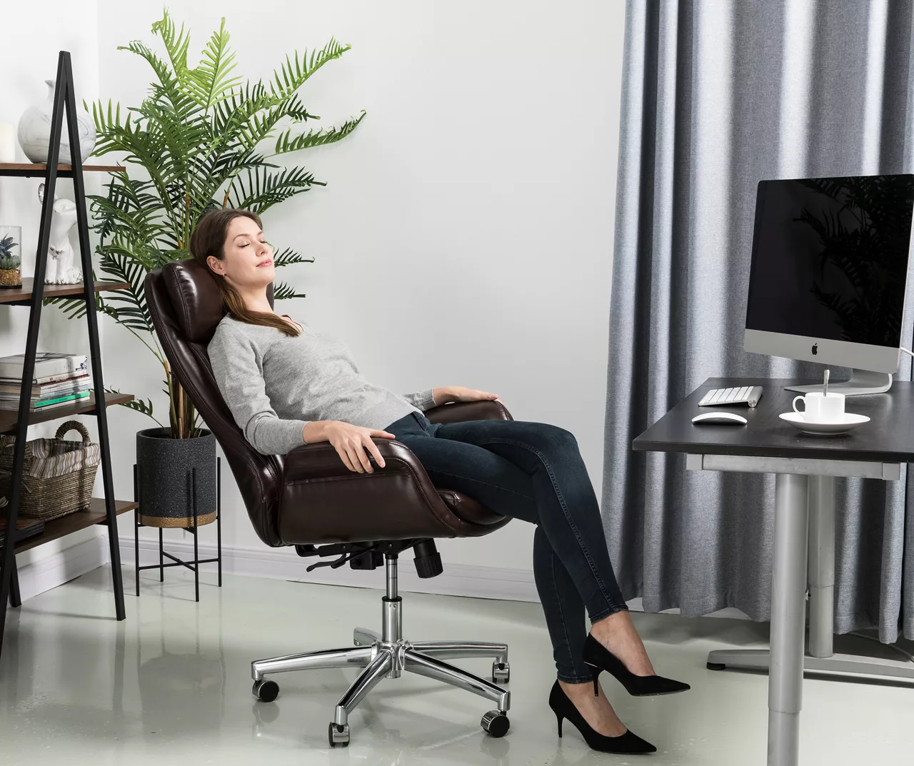 Dark Brown Mid-Century Modern Faux Leather Executive Office Chair 5 Dark Brown Mid-Century Modern Faux Leather Executive Office Chair - Image 3